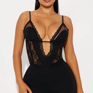 Fashion Nova lace tank top